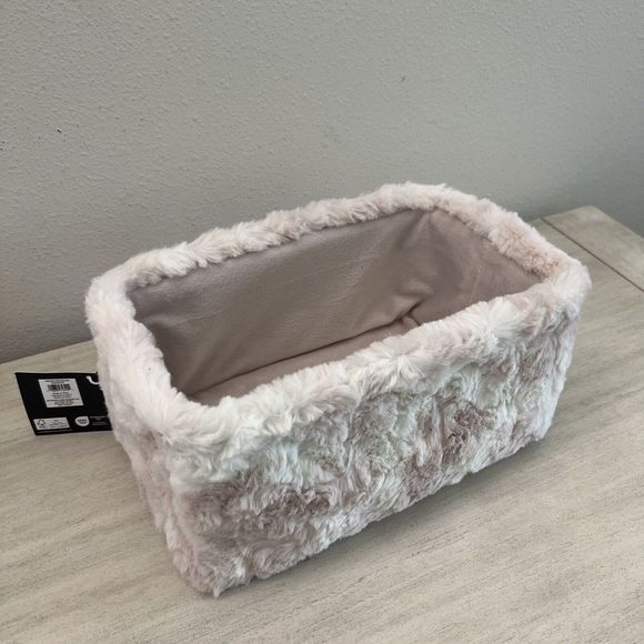 UGG Marissa Medium Bin Rosewater Pink White Storage Bin NEW w/ Tags - Picture 3 of 7